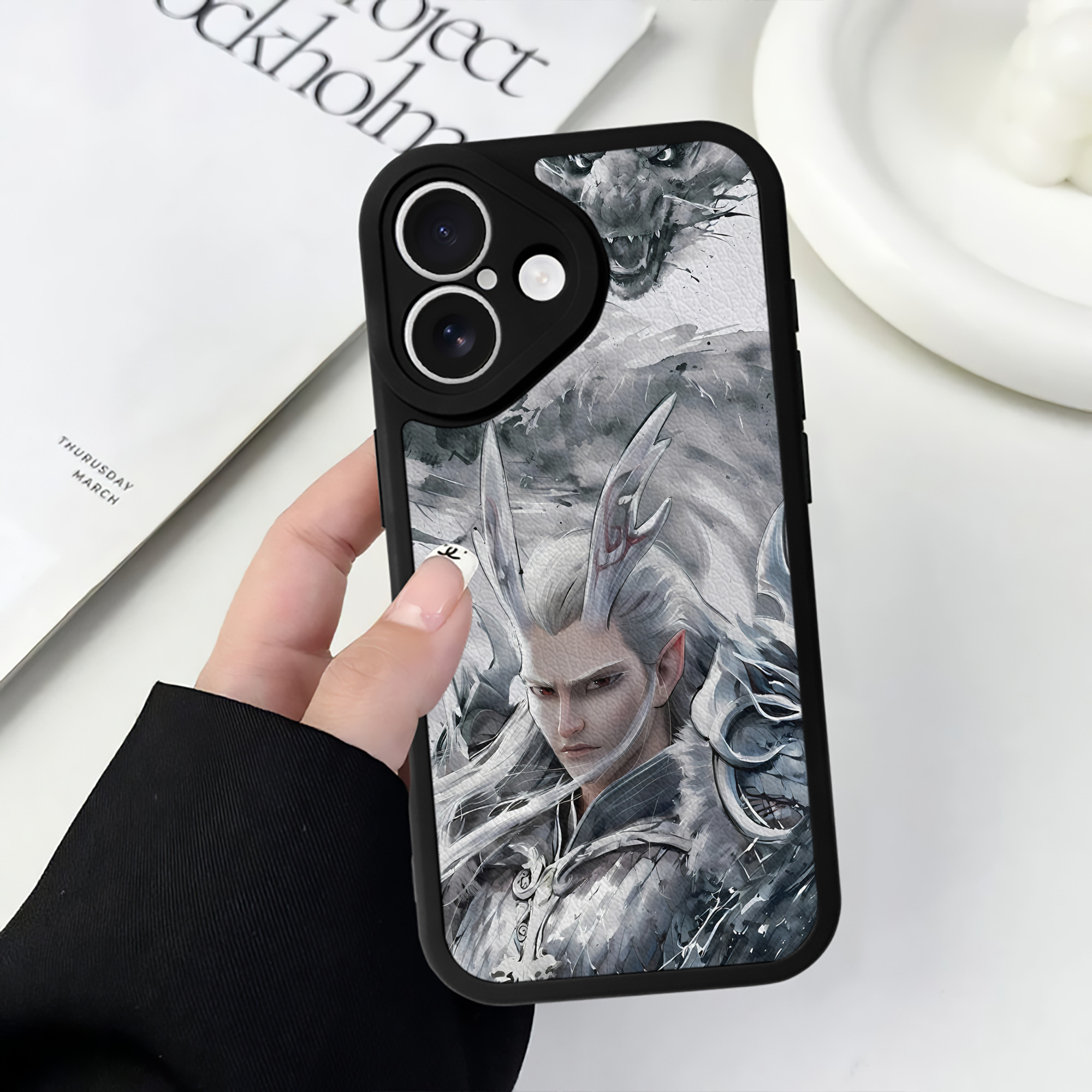 （画像用） Ne Zha 2 ナタ 魔童の大暴れ 【iPhone 16シリーズ対応】シリコンスマホケース（レザー調） 材質：シリコン